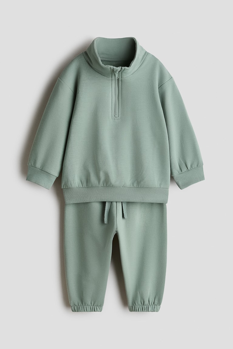2-Piece Sweatsuit
